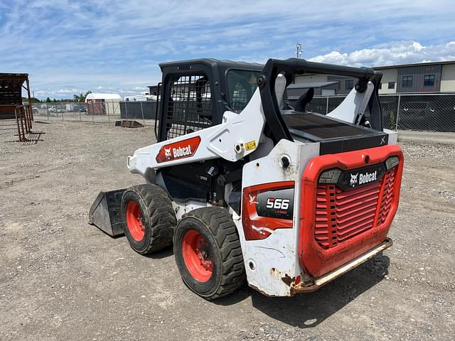 Image of Bobcat S66 equipment image 2