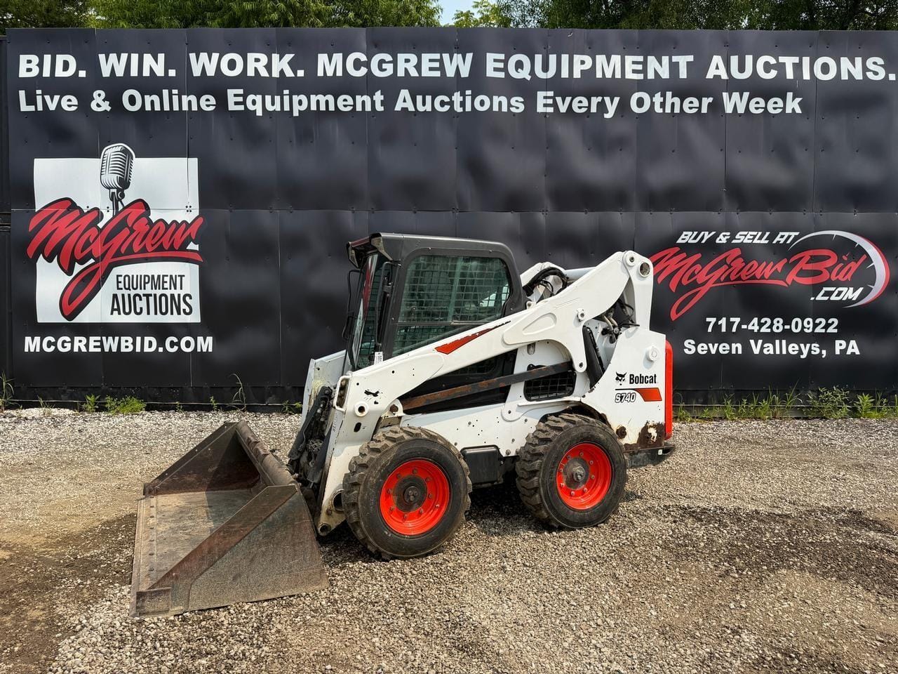 2020 Bobcat S740 Equipment Image0