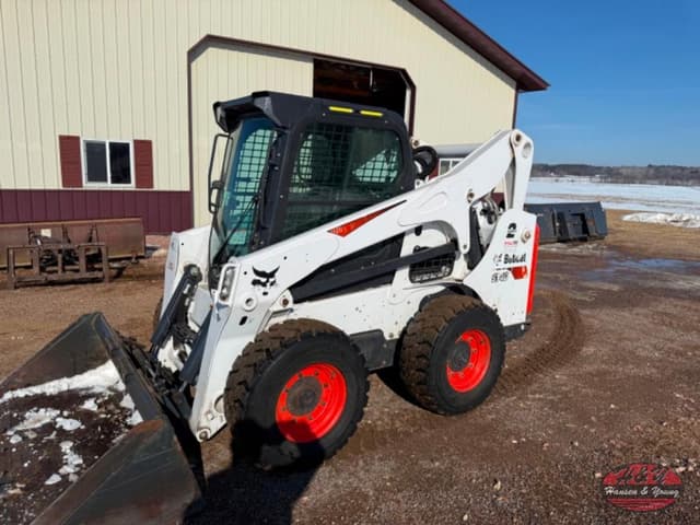Image of Bobcat S740 equipment image 1
