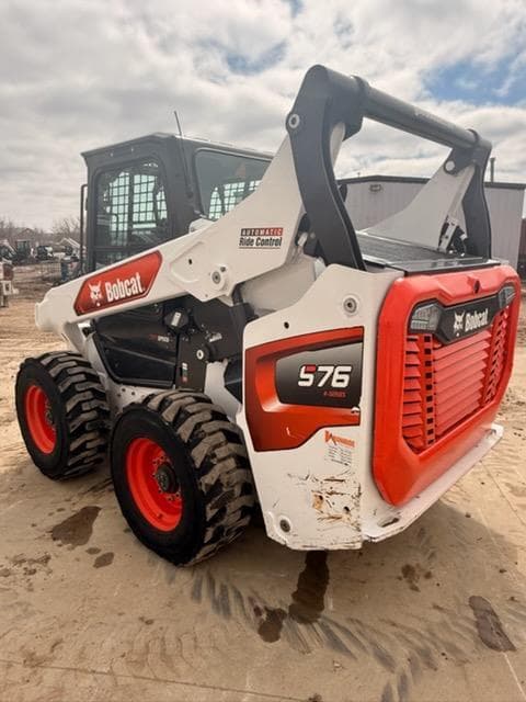 Image of Bobcat S76 equipment image 3