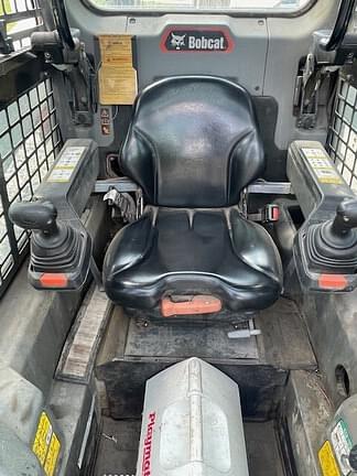 Image of Bobcat S76 equipment image 3
