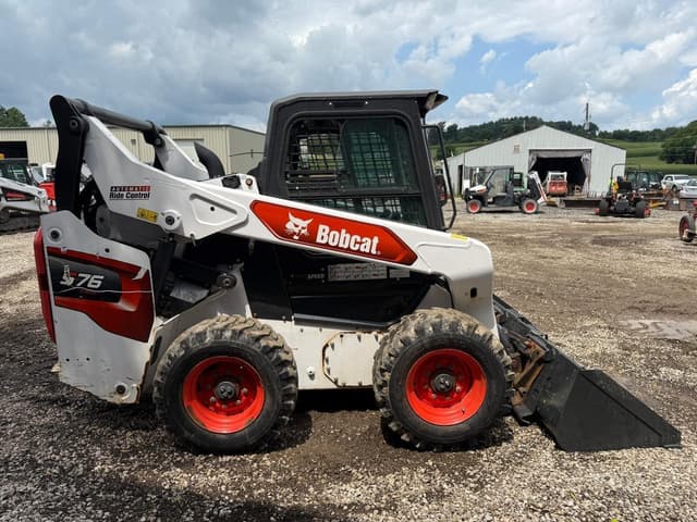 Image of Bobcat S76 equipment image 4