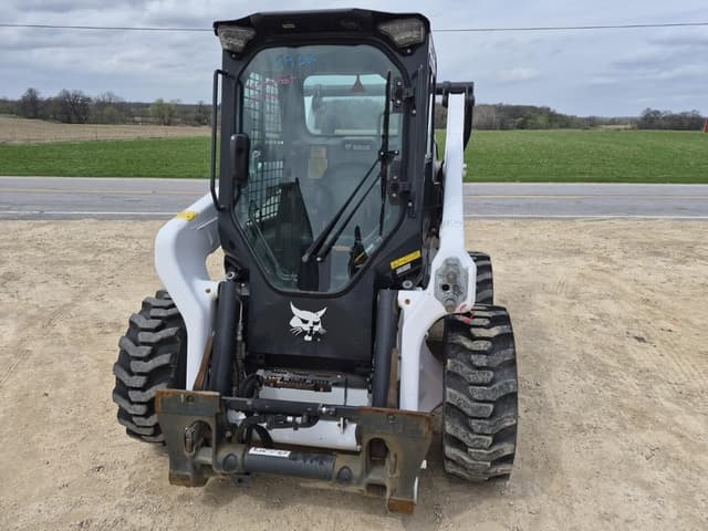 Image of Bobcat S76 equipment image 2