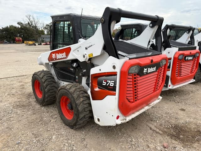Image of Bobcat S76 equipment image 2