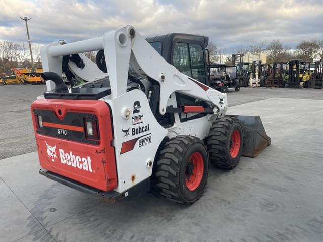 Image of Bobcat S770 equipment image 2