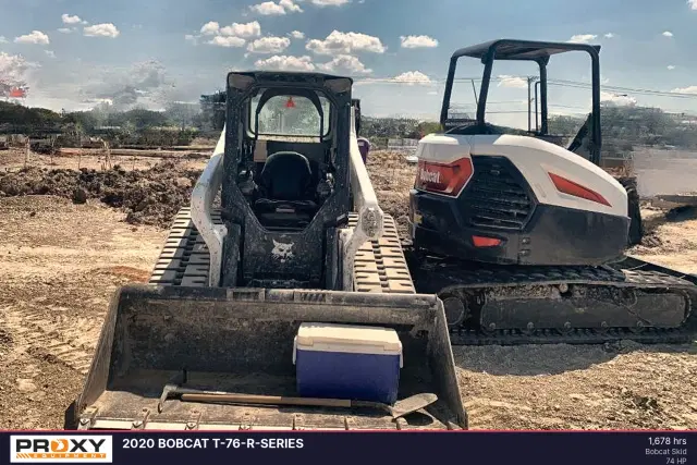 Image of Bobcat T76R equipment image 2