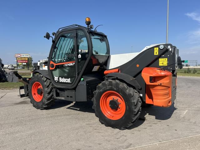 Image of Bobcat T41.140SLP equipment image 2
