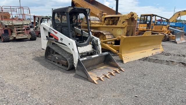Image of Bobcat T450 equipment image 2
