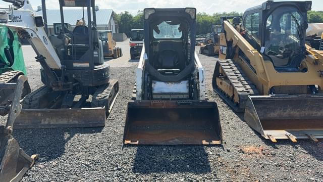 Image of Bobcat T450 equipment image 1