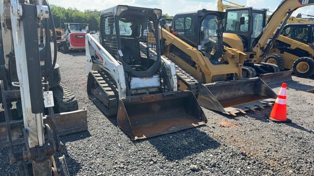 Image of Bobcat T450 equipment image 2