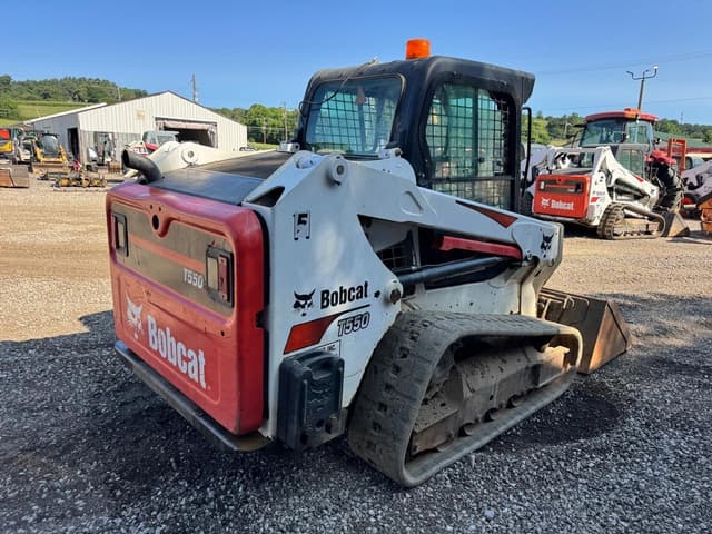 Image of Bobcat T550 equipment image 4