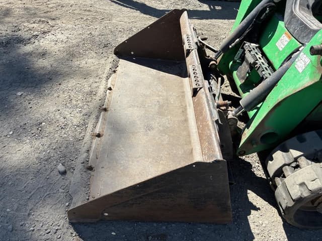 Image of Bobcat T550 equipment image 4