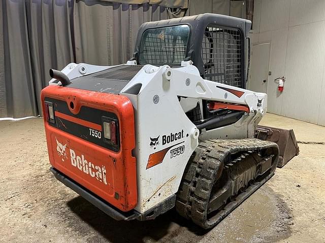 Image of Bobcat T550 equipment image 4