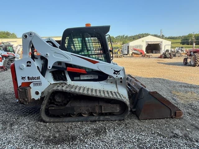 Image of Bobcat T595 equipment image 4