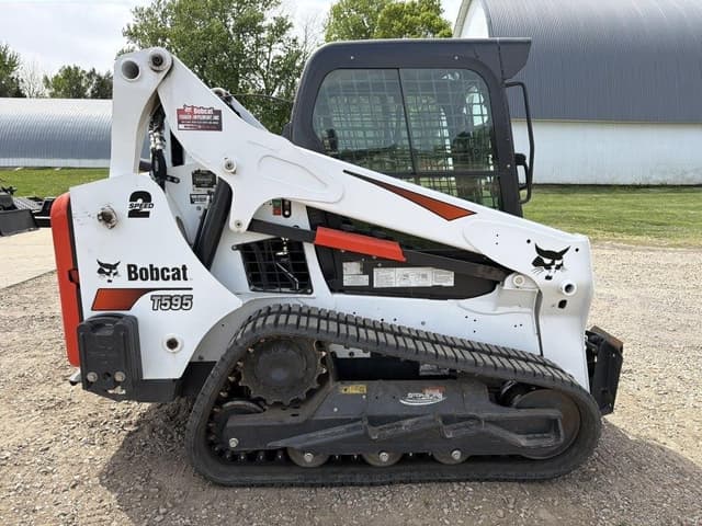 Image of Bobcat T595 equipment image 4