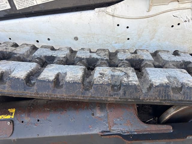 Image of Bobcat T595 equipment image 4