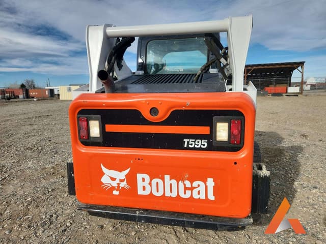 Image of Bobcat T595 equipment image 3