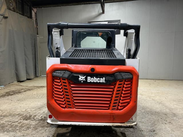 Image of Bobcat T64 equipment image 2