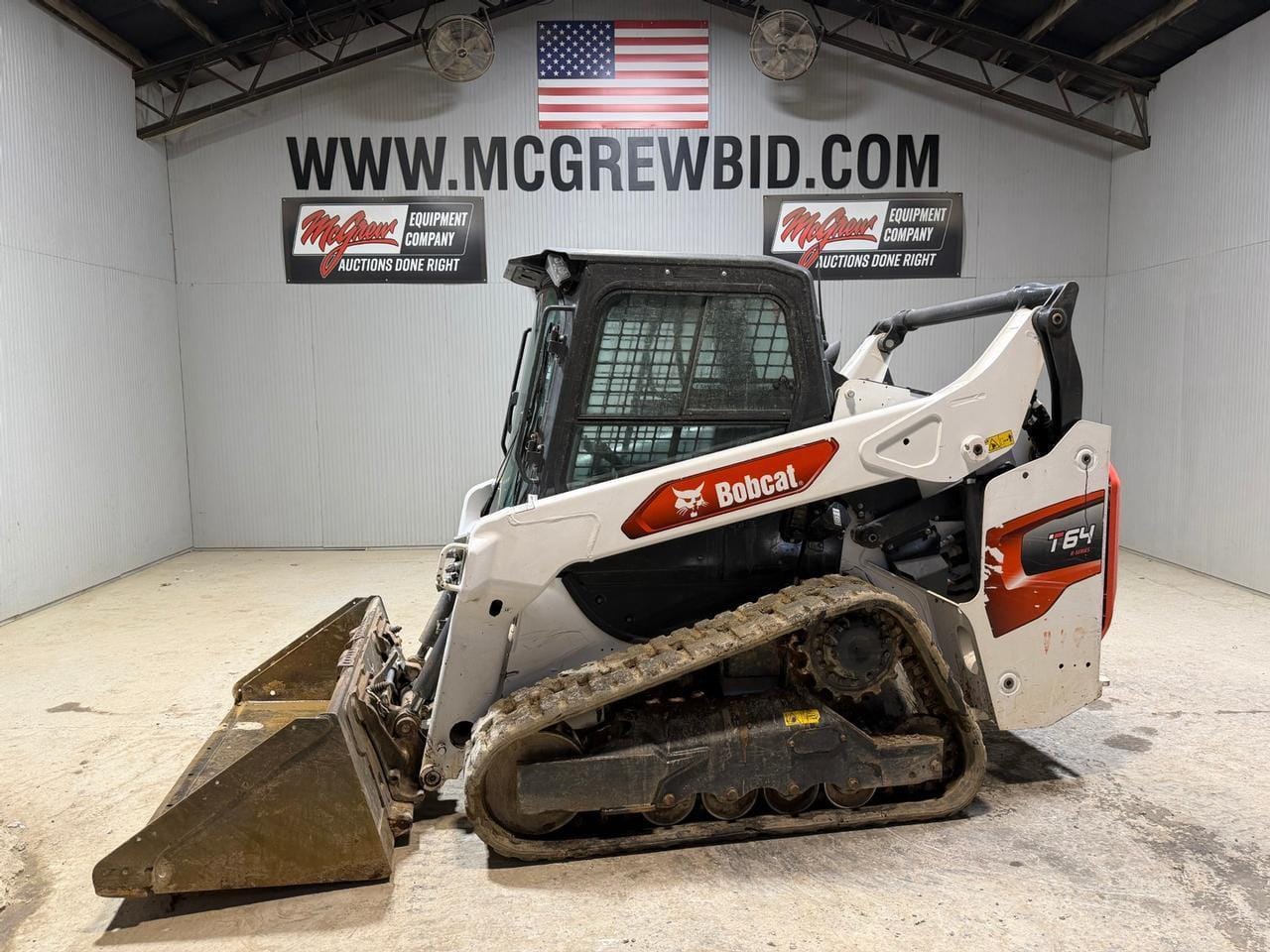 2020 Bobcat T64 Equipment Image0