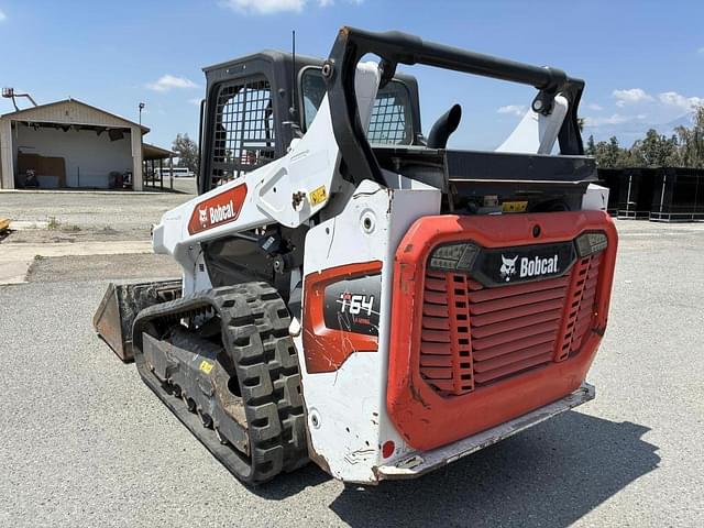 Image of Bobcat T64 equipment image 3