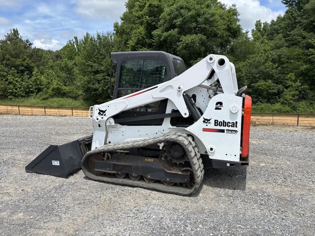 Image of Bobcat T650 equipment image 2