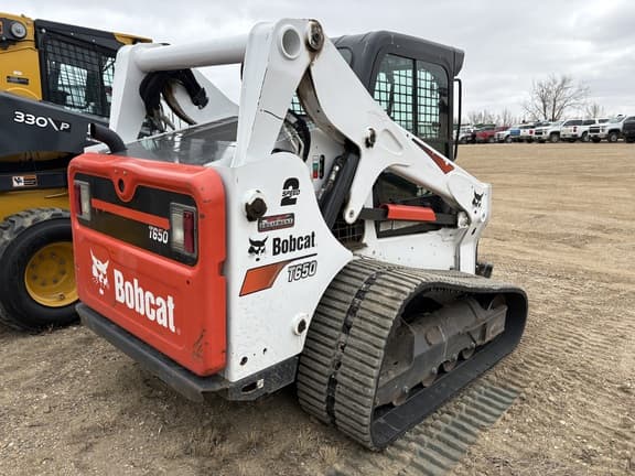 Image of Bobcat T650 equipment image 2