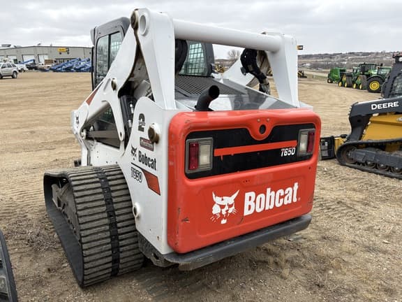 Image of Bobcat T650 equipment image 3