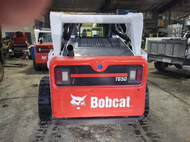 Image of Bobcat T650 equipment image 2