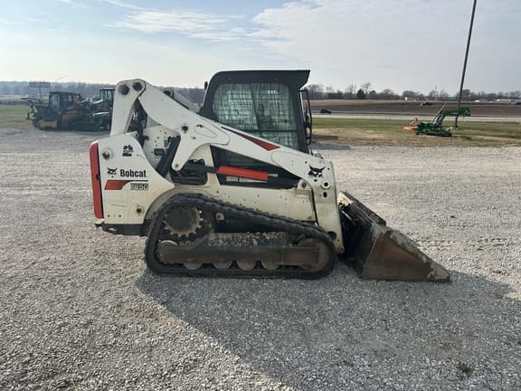 Image of Bobcat T650 equipment image 3