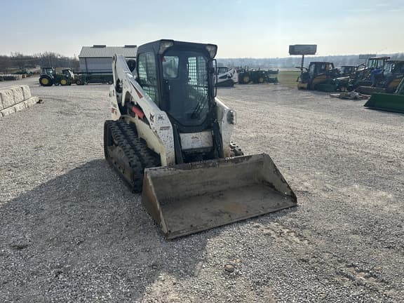 Image of Bobcat T650 equipment image 2