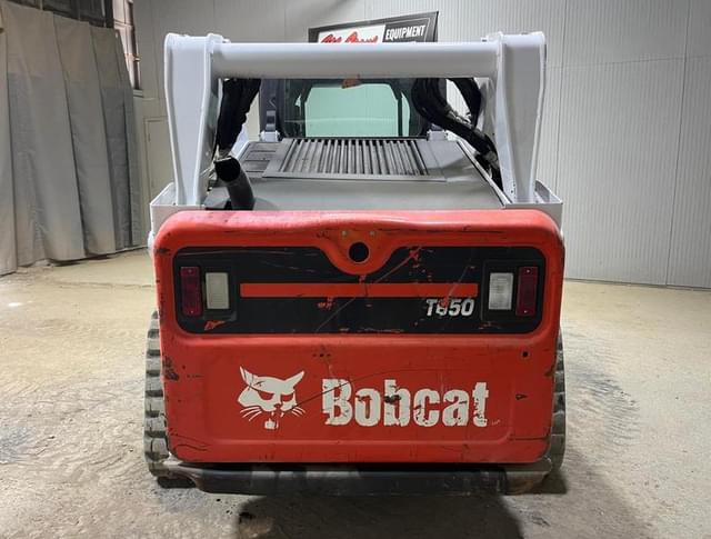 Image of Bobcat T650 equipment image 3