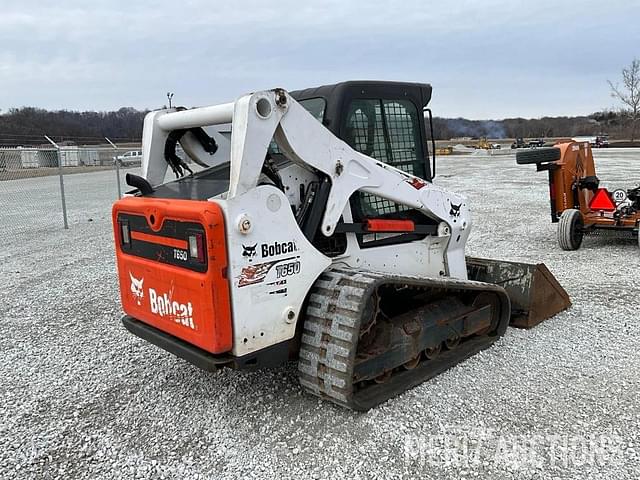 Image of Bobcat T650 equipment image 4