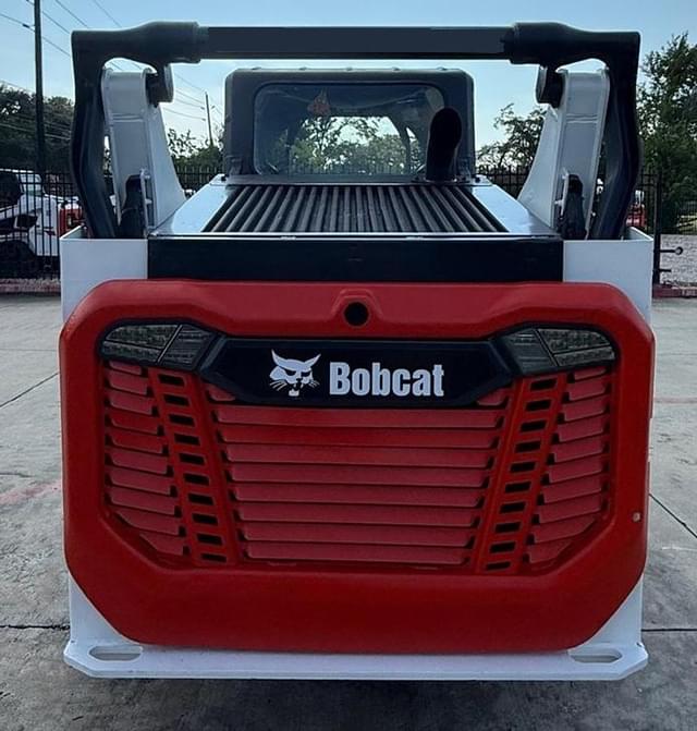 Image of Bobcat T66 equipment image 3