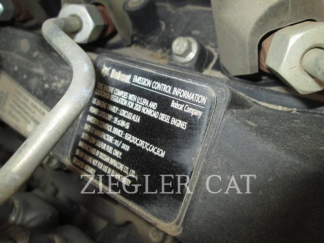 Image of Bobcat T66 equipment image 1