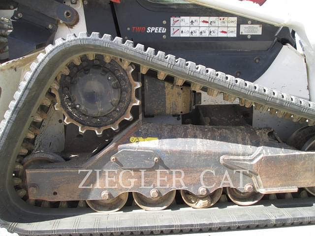 Image of Bobcat T66 equipment image 2