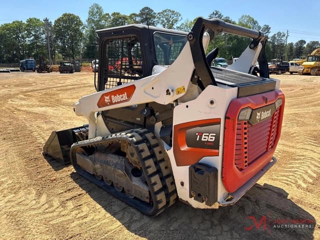 Image of Bobcat T66 equipment image 2
