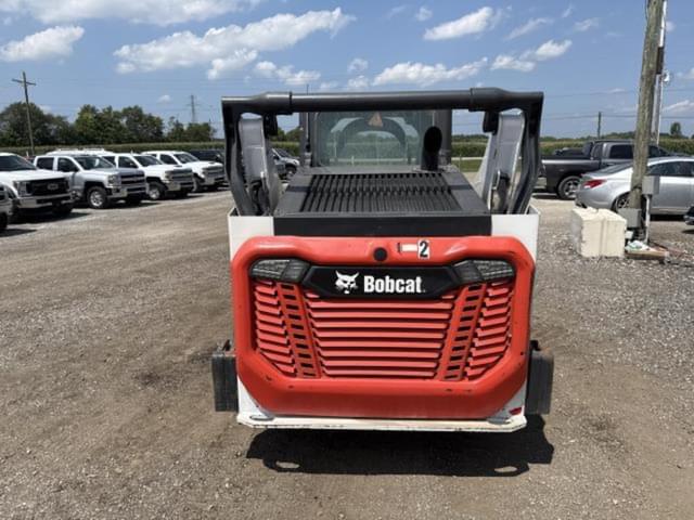 Image of Bobcat T66 equipment image 2