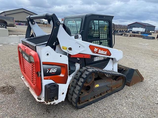 Image of Bobcat T66 equipment image 4