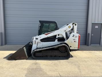 Main image Bobcat T740