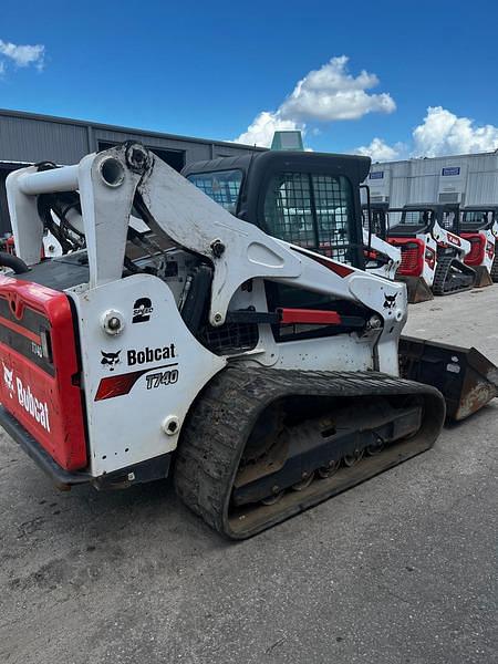 Image of Bobcat T740 equipment image 3