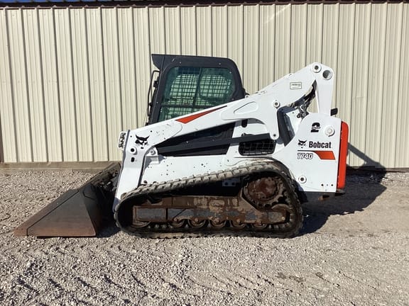 2020 Bobcat T740 Equipment Image0