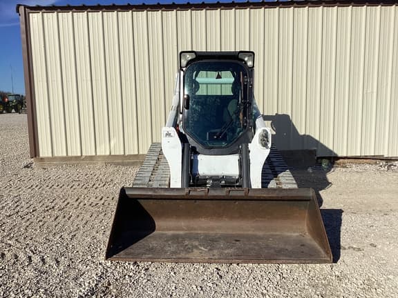 Image of Bobcat T740 equipment image 2