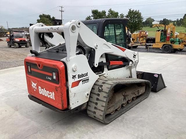 Image of Bobcat T740 equipment image 3