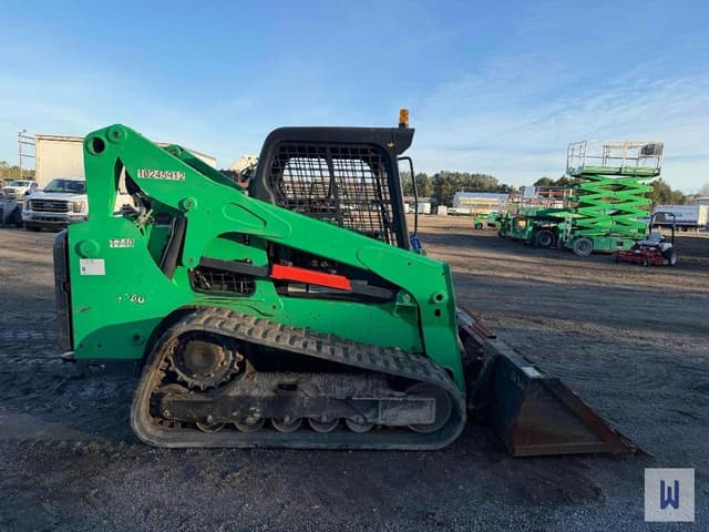 Image of Bobcat T740 equipment image 4