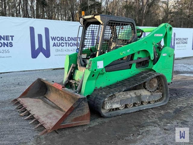 Image of Bobcat T740 equipment image 1