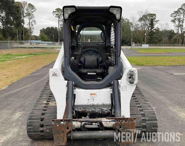 Image of Bobcat T740 equipment image 1