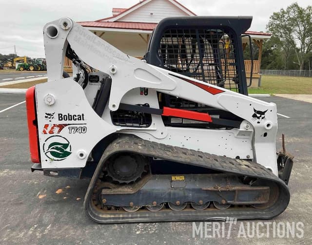 Image of Bobcat T740 equipment image 3