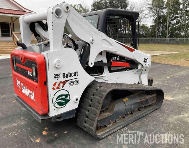 Image of Bobcat T740 equipment image 4