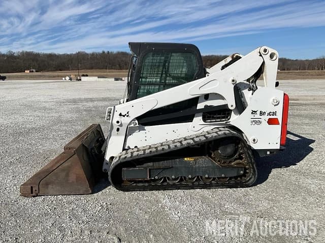 Image of Bobcat T740 equipment image 2