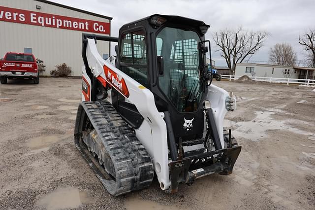 Image of Bobcat T76 equipment image 3